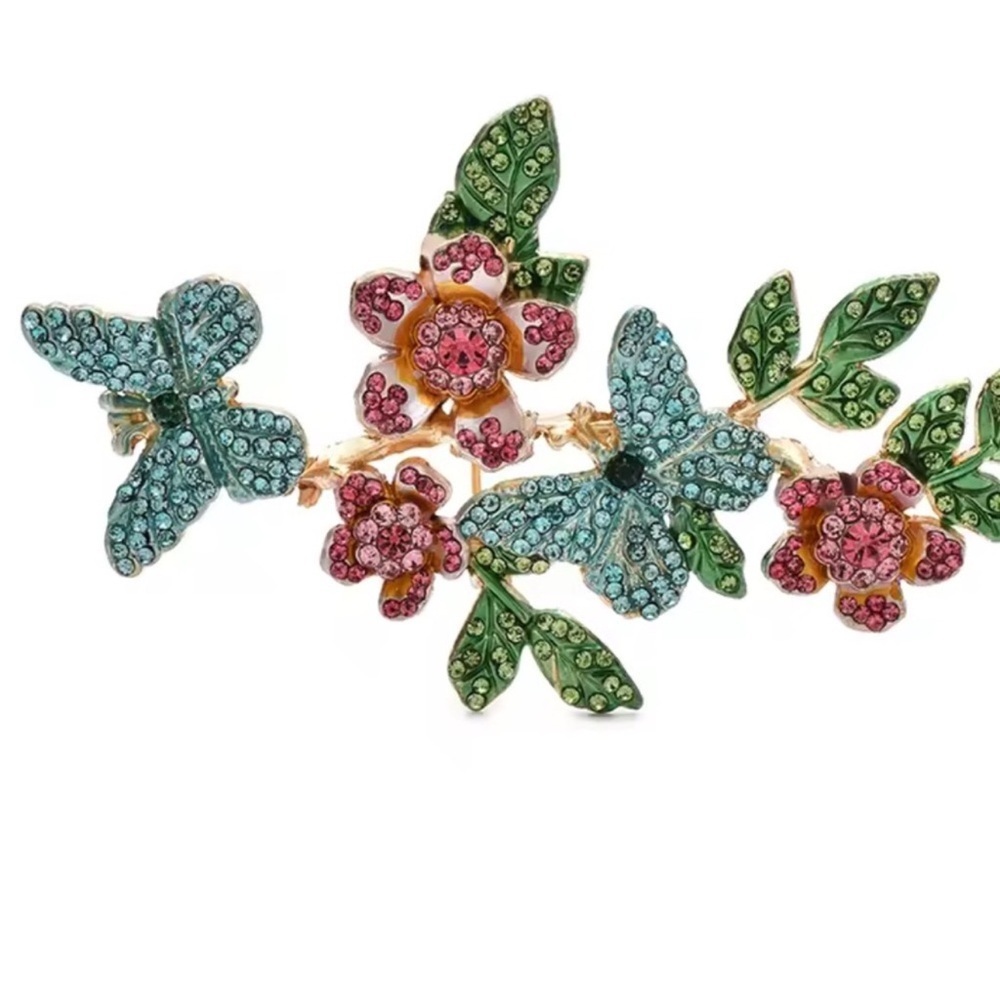 Avangarde Green Floral Butterfly Crystal Brooch - Picture 3 of 4